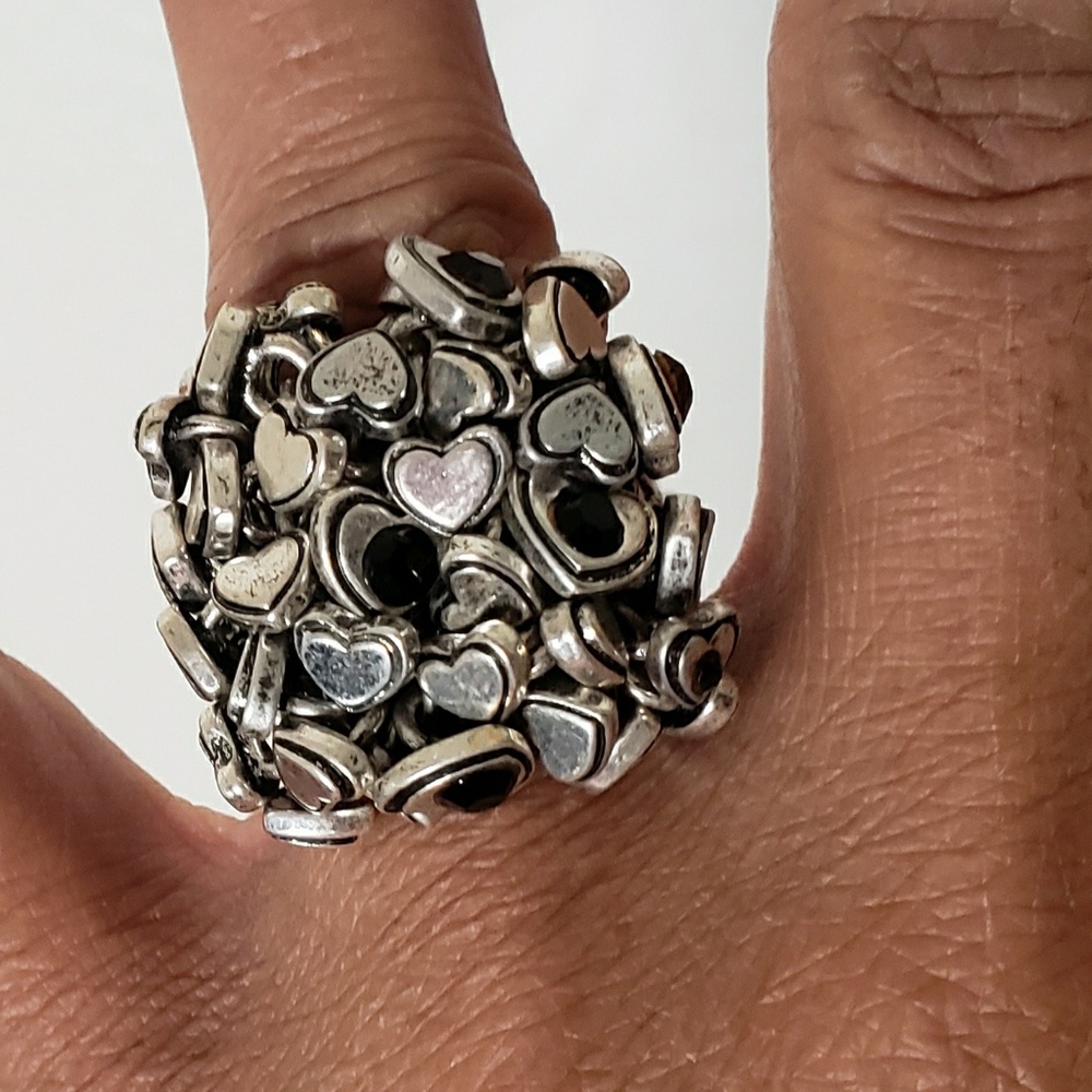 Silver hearts fashion ring